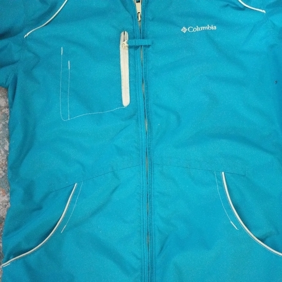 Columbia Nylon Jacket Girl Size 18/20 Full Zip Hooded. - Picture 3 of 7